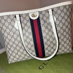 GUCCI OPHIDIA GG MEDIUM TOTE
